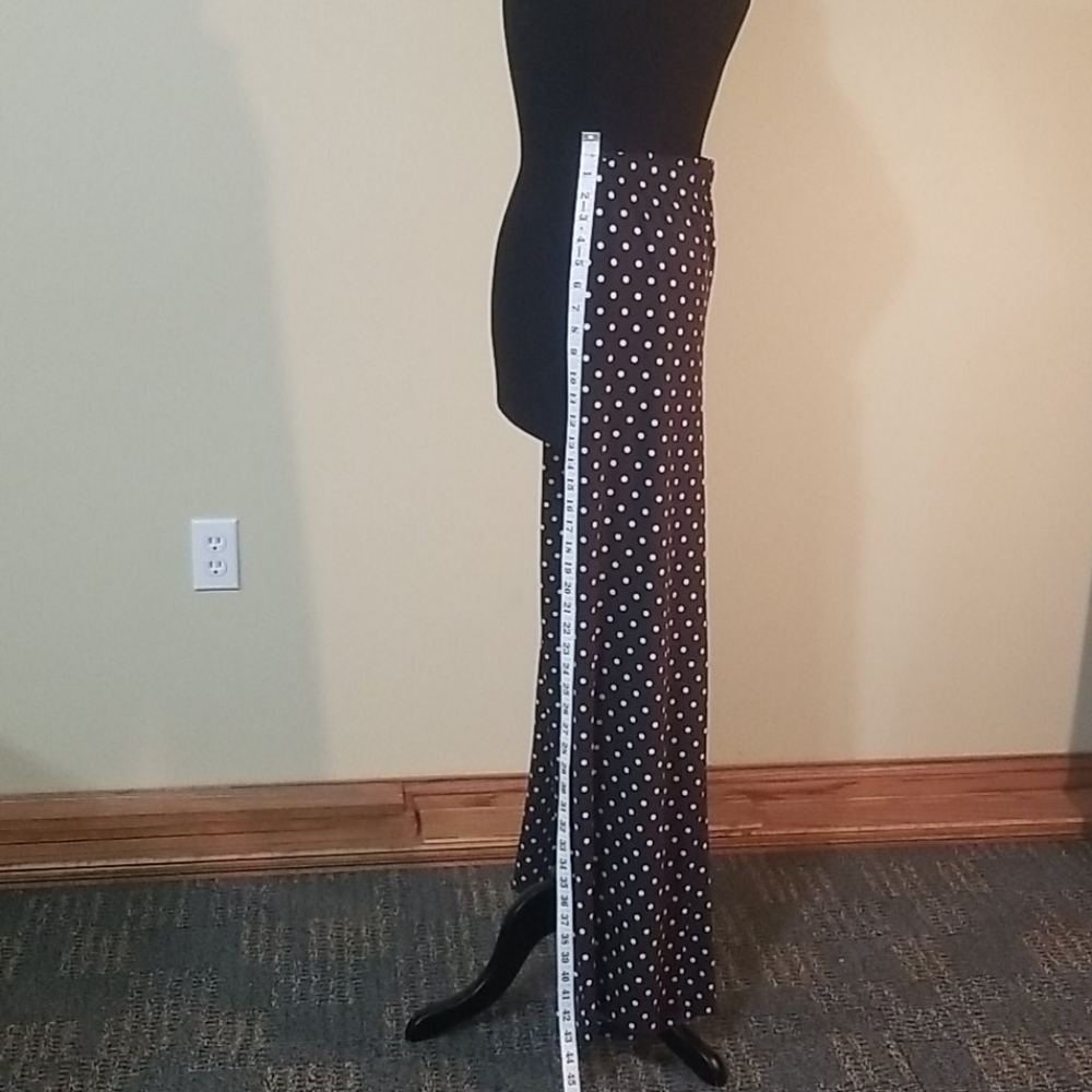 Pants - Picture 5 of 8